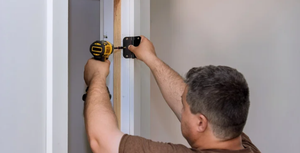 door_installation_300x153